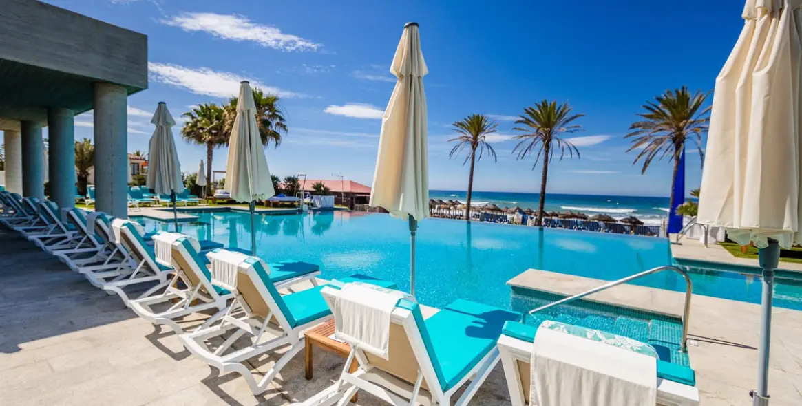 Short-term rent of middle floor apartment in Elviria 37