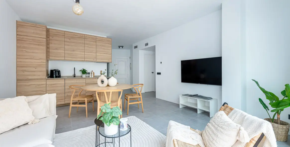 Short-term rent of middle floor apartment in Nueva Andalucía 5