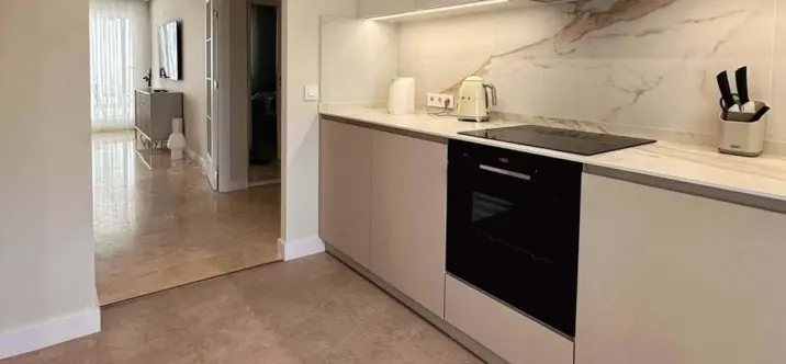 Краткосрочная аренда апартаментов на среднем этаже в Selwo 3