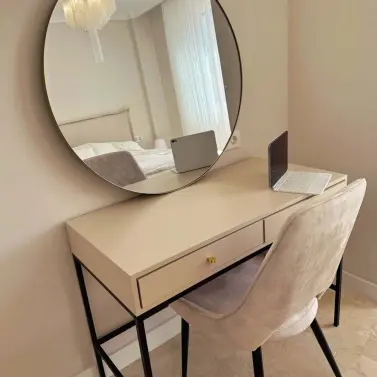 Краткосрочная аренда апартаментов на среднем этаже в Selwo