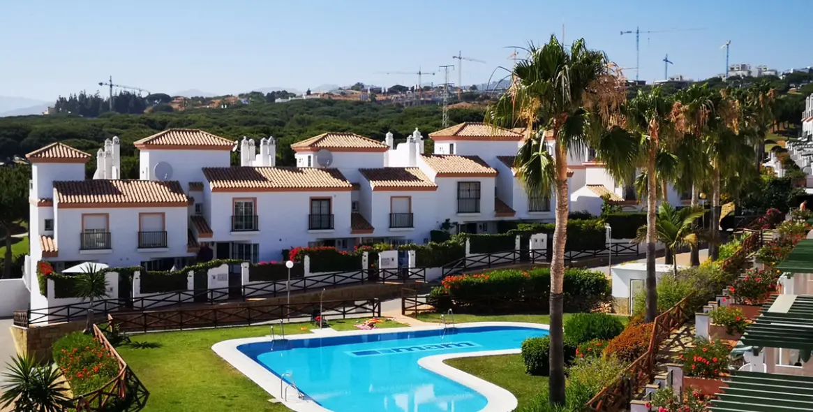 Short-term rent of townhouse in Cabopino 1