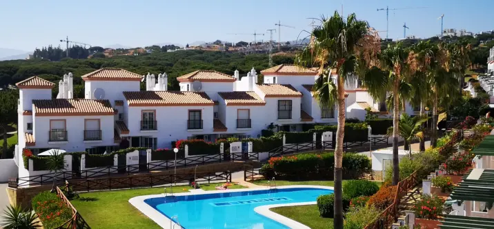 Short-term rent of townhouse in Cabopino 0