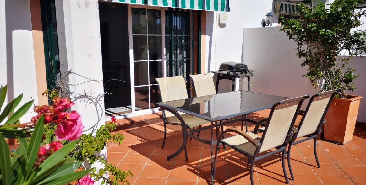 Short-term rent of townhouse in Cabopino 2