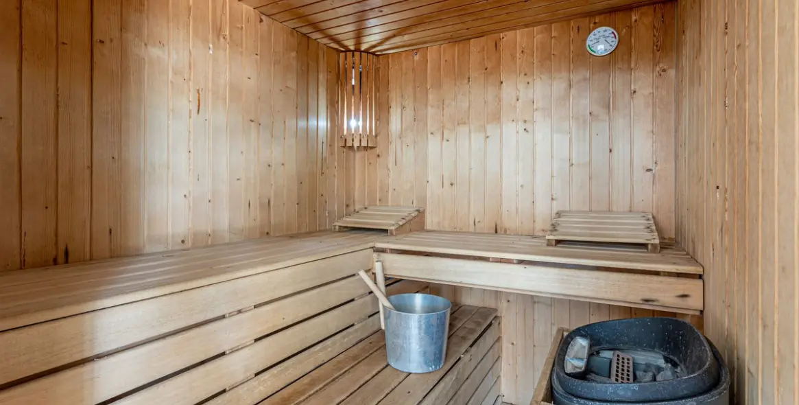 Short-term rent of penthouse in Estepona 20