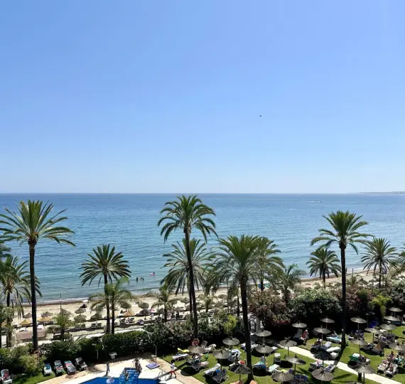 Short-term rent of middle floor apartment in Marbella