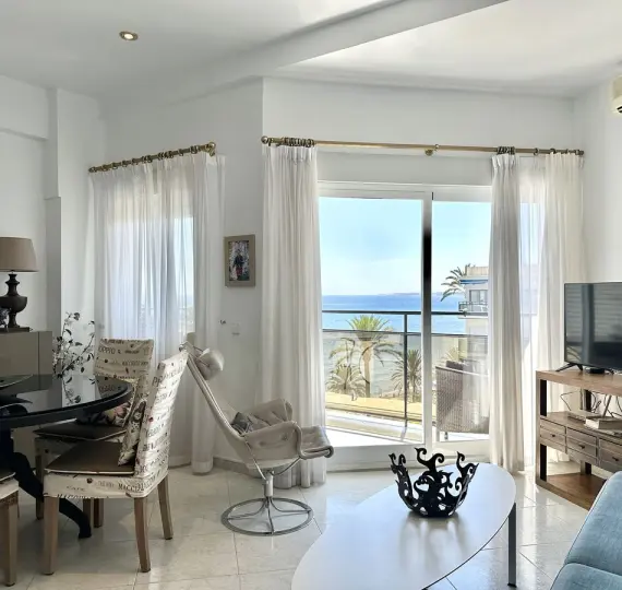 Short-term rent of middle floor apartment in Marbella