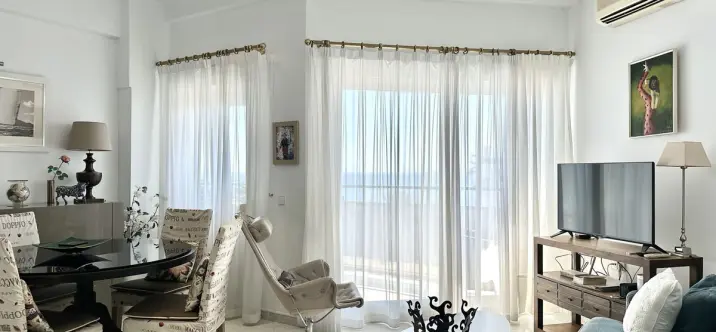 Short-term rent of middle floor apartment in Marbella 3