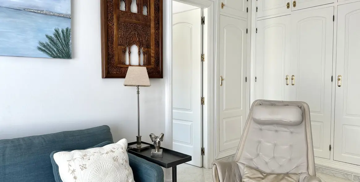 Short-term rent of middle floor apartment in Marbella 18