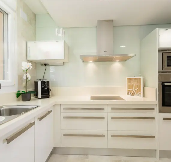 Long-term rent of penthouse in Nueva Andalucía