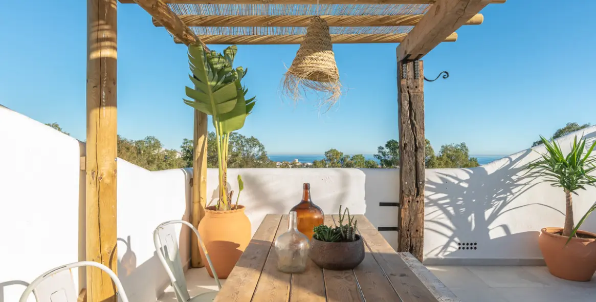 Short-term rent of penthouse in Calahonda 1