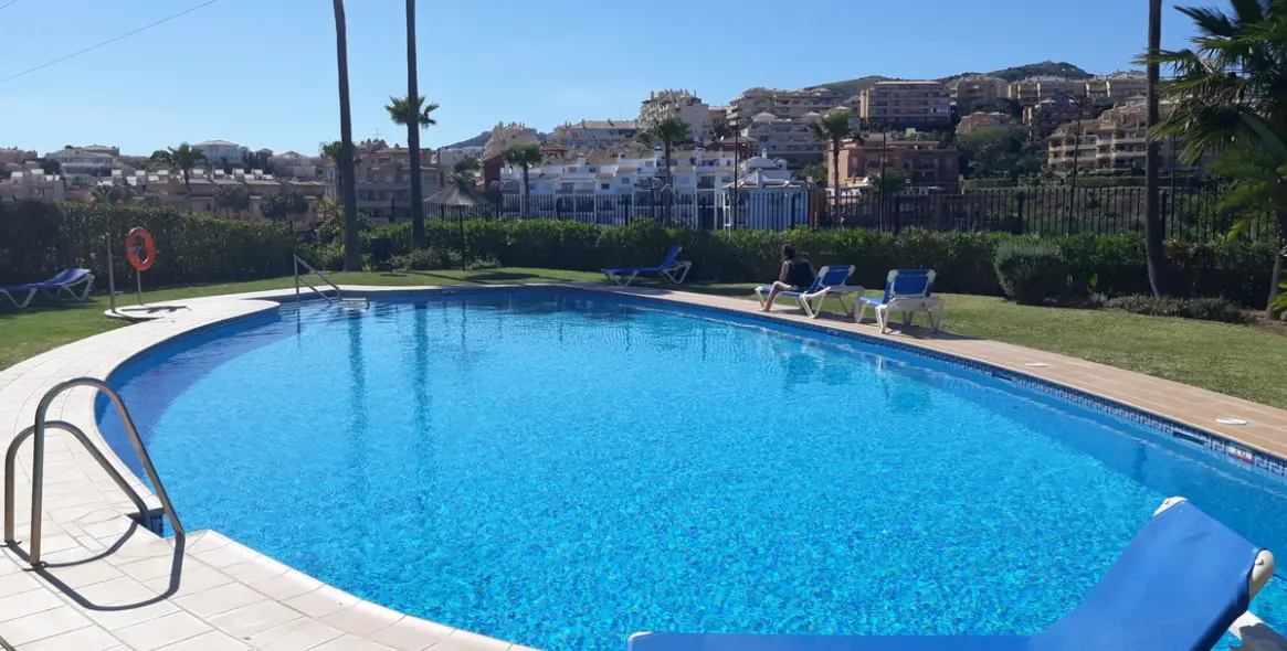 Short-term rent of middle floor apartment in Riviera del Sol 2