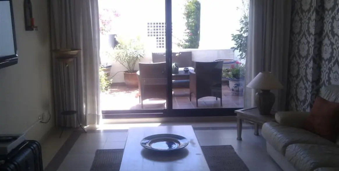 Short-term rent of ground floor apartment in Nueva Andalucía 2