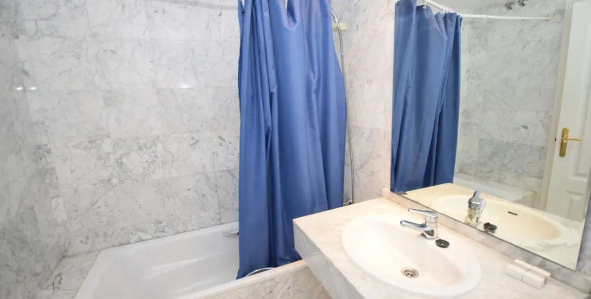 Short-term rent of ground floor apartment in Puerto Banús 16