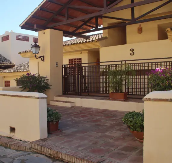 Short-term rent of ground floor apartment in Los Arqueros