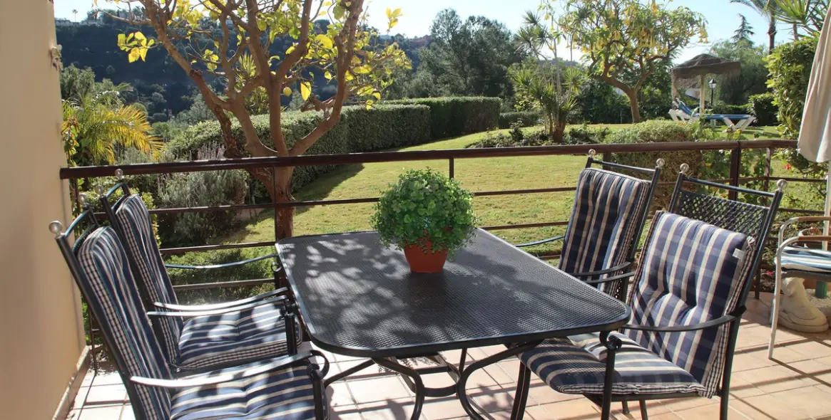 Short-term rent of ground floor apartment in Los Arqueros 12