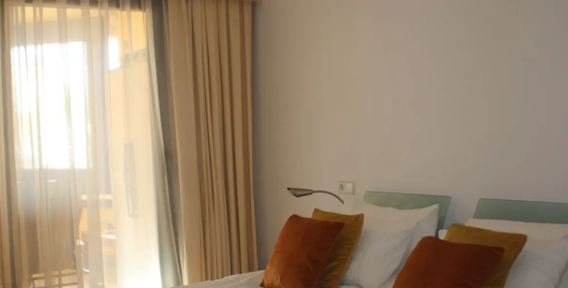 Short-term rent of ground floor apartment in Los Arqueros 15