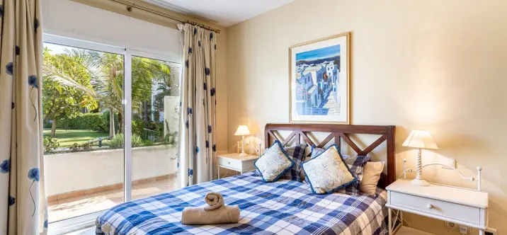 Short-term rent of ground floor apartment in Costalita 3