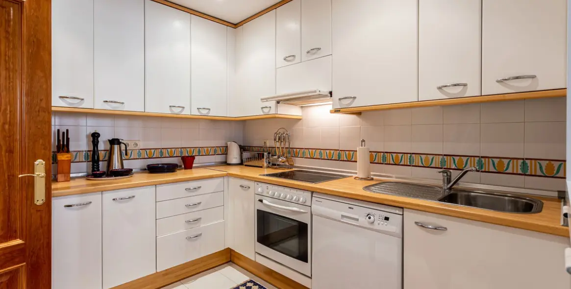 Short-term rent of ground floor apartment in Costalita 12