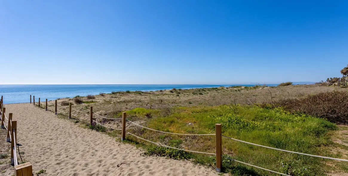 Short-term rent of ground floor apartment in Costalita 18