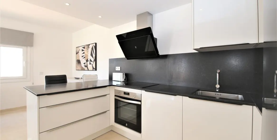 Краткосрочная аренда апартаментов на первом этаже в Estepona 10