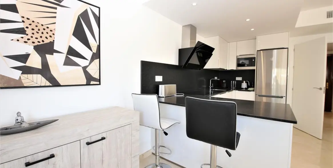 Alquiler a corto plazo de apartamento en planta baja en Estepona 12