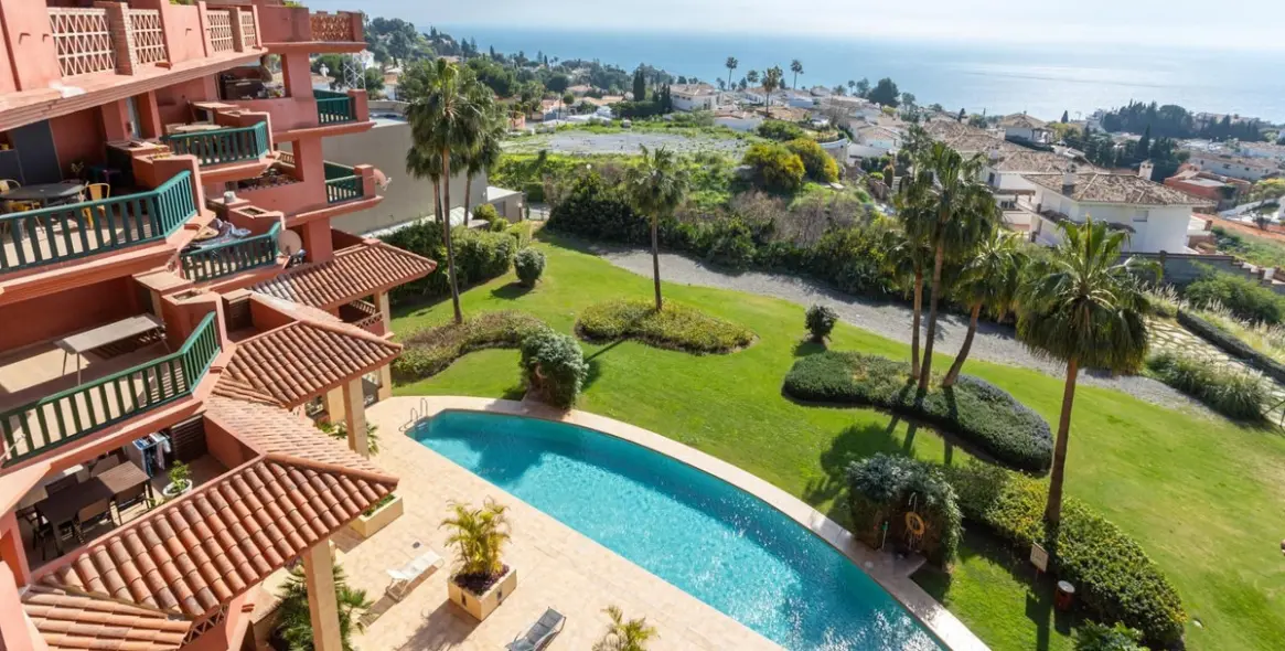 Долгосрочная аренда двухуровневого пентхауса в Benalmadena 1