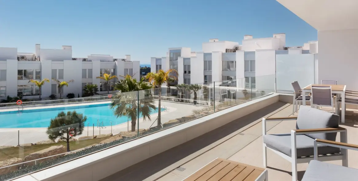 Short-term rent of middle floor apartment in Cancelada 1