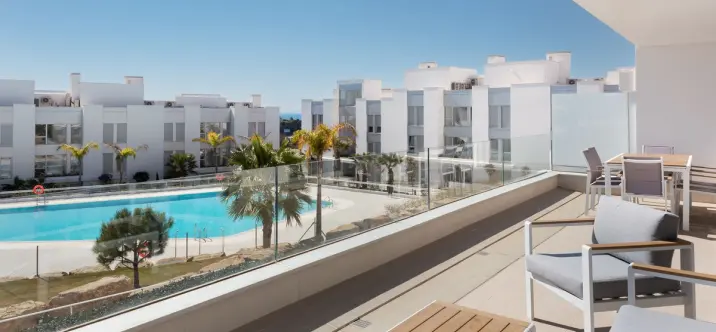 Short-term rent of middle floor apartment in Cancelada 0