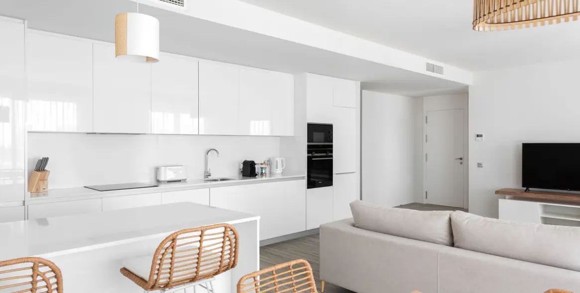 Short-term rent of middle floor apartment in Cancelada 18