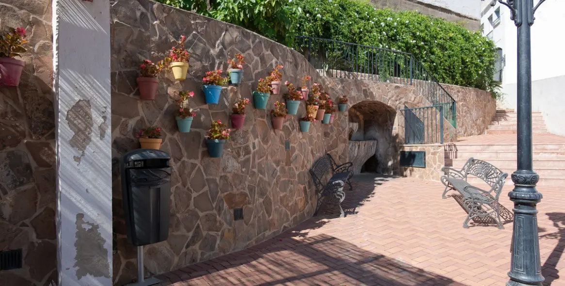 Short-term rent of middle floor apartment in Benahavís 40