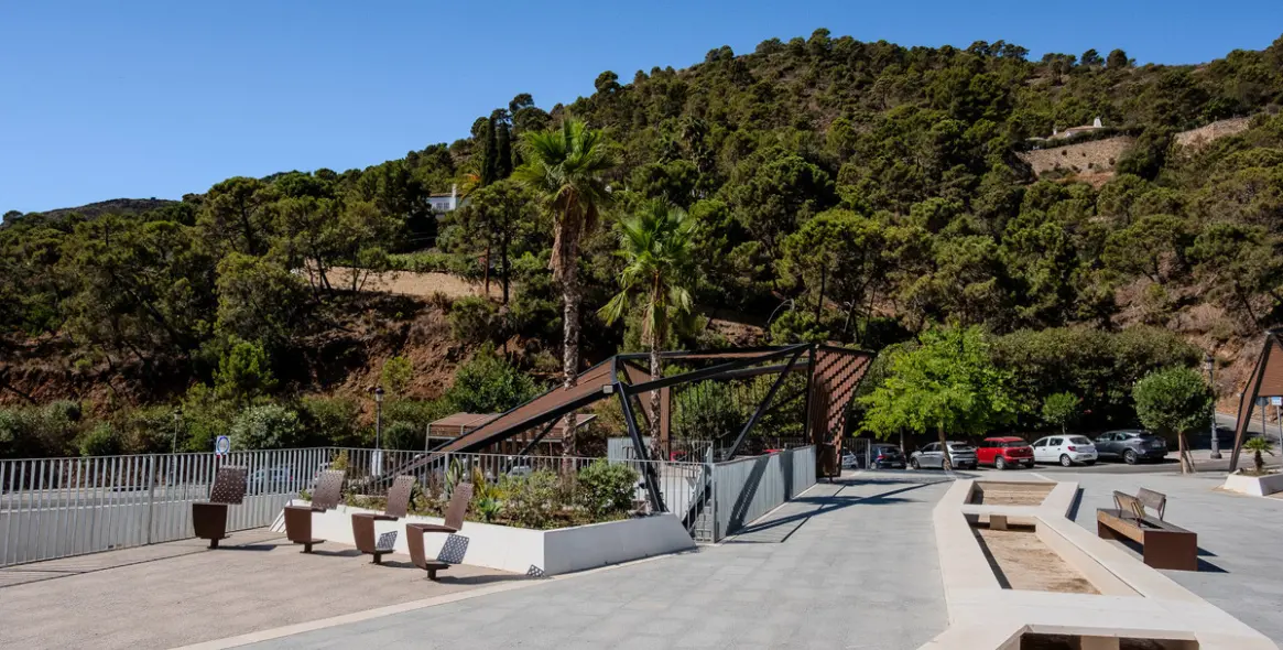 Short-term rent of middle floor apartment in Benahavís 46