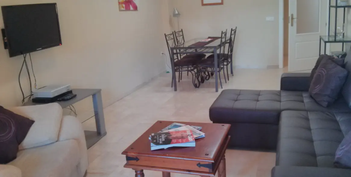Short-term rent of ground floor apartment in Elviria 8