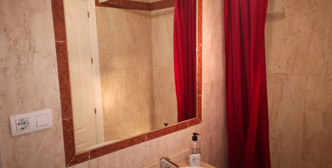 Short-term rent of ground floor apartment in Elviria 12