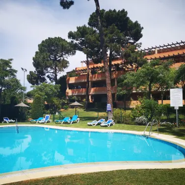 Краткосрочная аренда апартаментов на первом этаже в Elviria