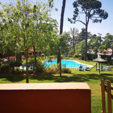 Краткосрочная аренда апартаментов на первом этаже в Elviria