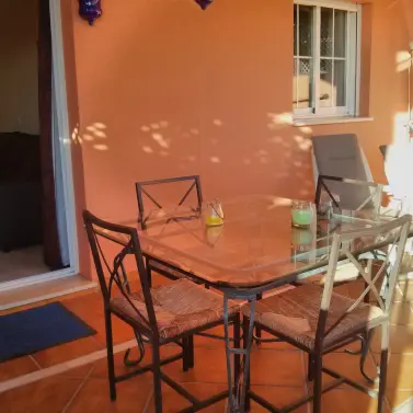 Краткосрочная аренда апартаментов на первом этаже в Elviria