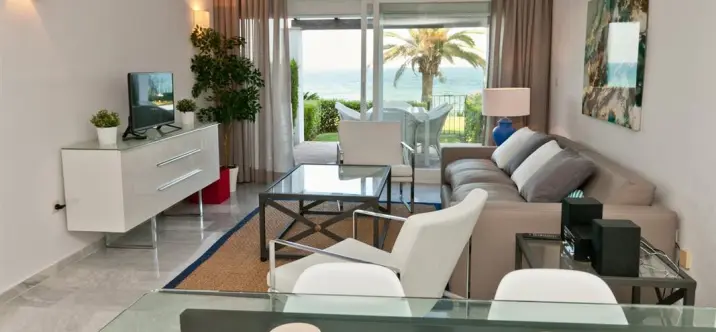 Alquiler a corto plazo de adosado en Estepona 3