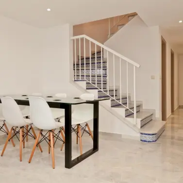 Alquiler a corto plazo de adosado en Estepona