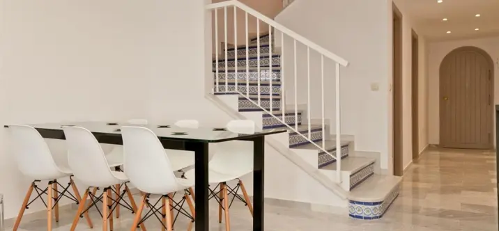 Alquiler a corto plazo de adosado en Estepona 4