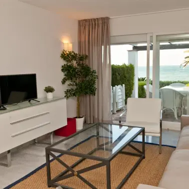 Alquiler a corto plazo de adosado en Estepona