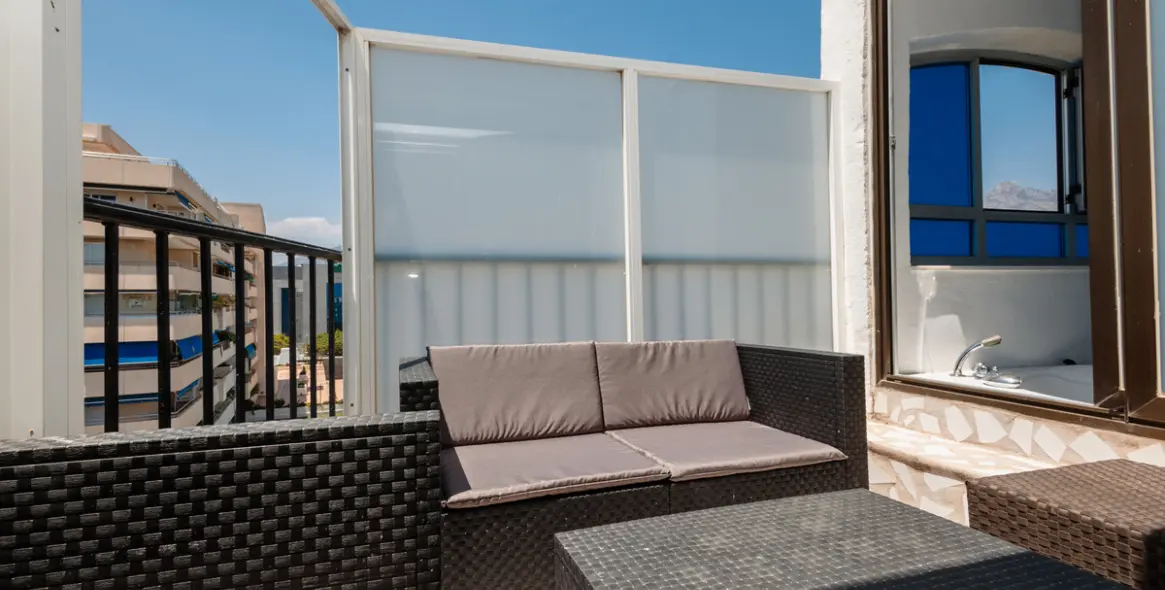 Long-term rent of penthouse in Puerto Banús 16