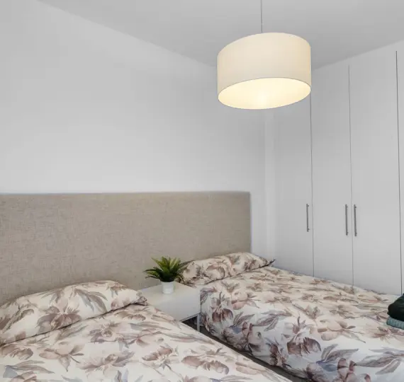 Short-term rent of middle floor apartment in Cancelada