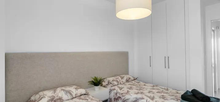 Short-term rent of middle floor apartment in Cancelada 2