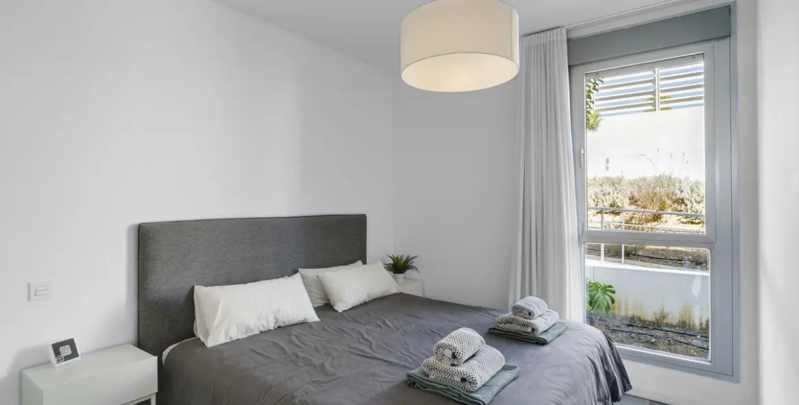 Short-term rent of middle floor apartment in Cancelada 7