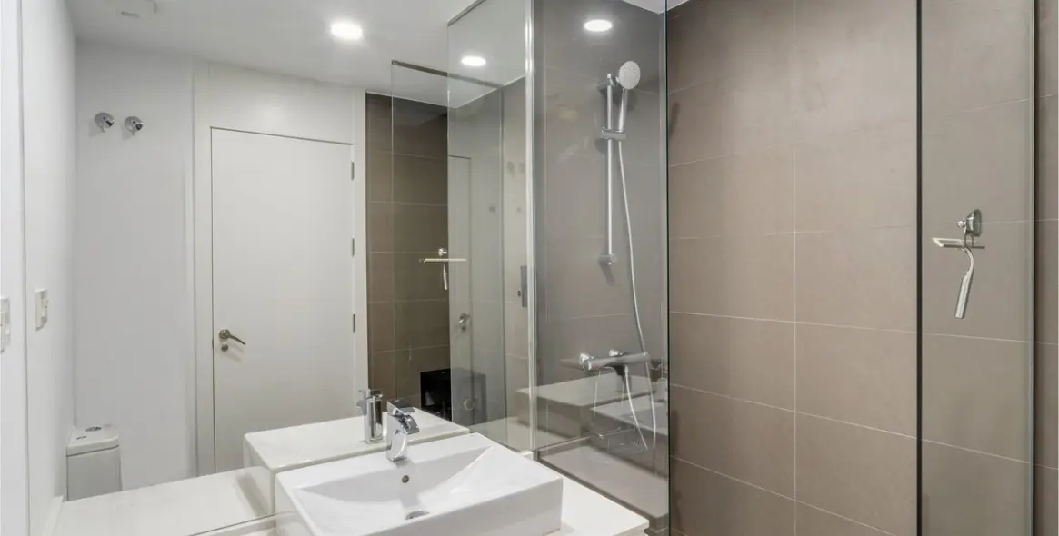 Short-term rent of middle floor apartment in Cancelada 10