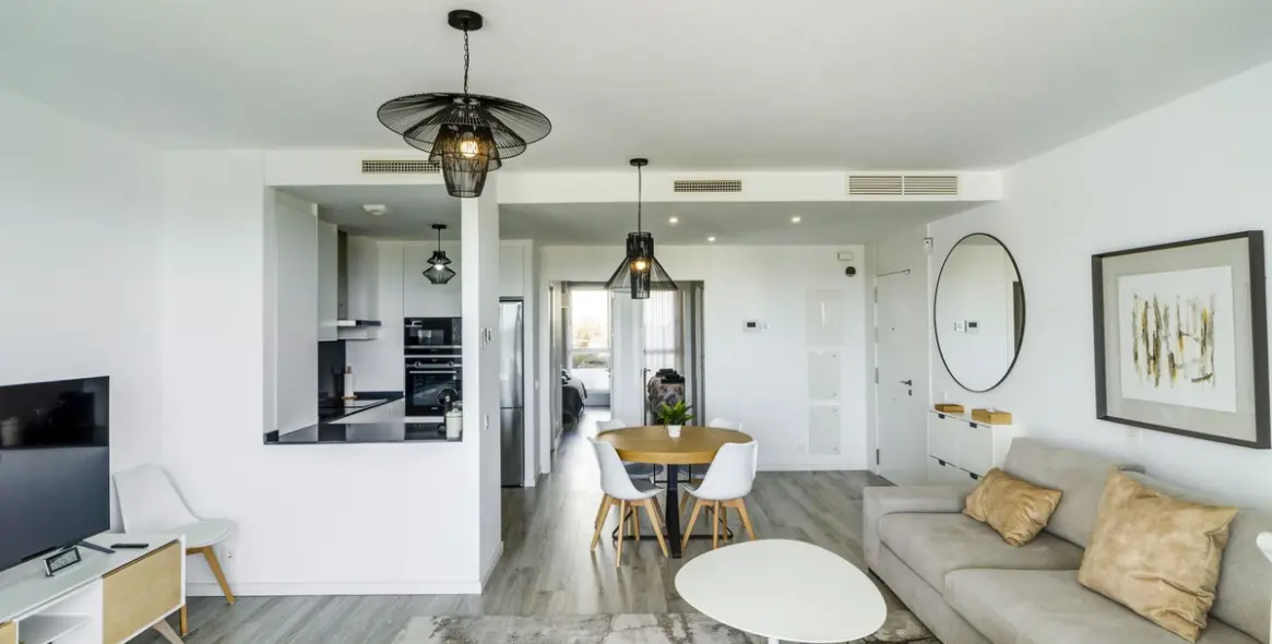 Short-term rent of middle floor apartment in Cancelada 22