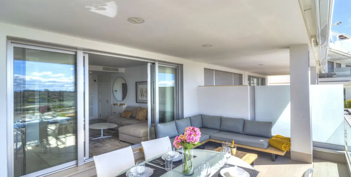 Short-term rent of middle floor apartment in Cancelada 24