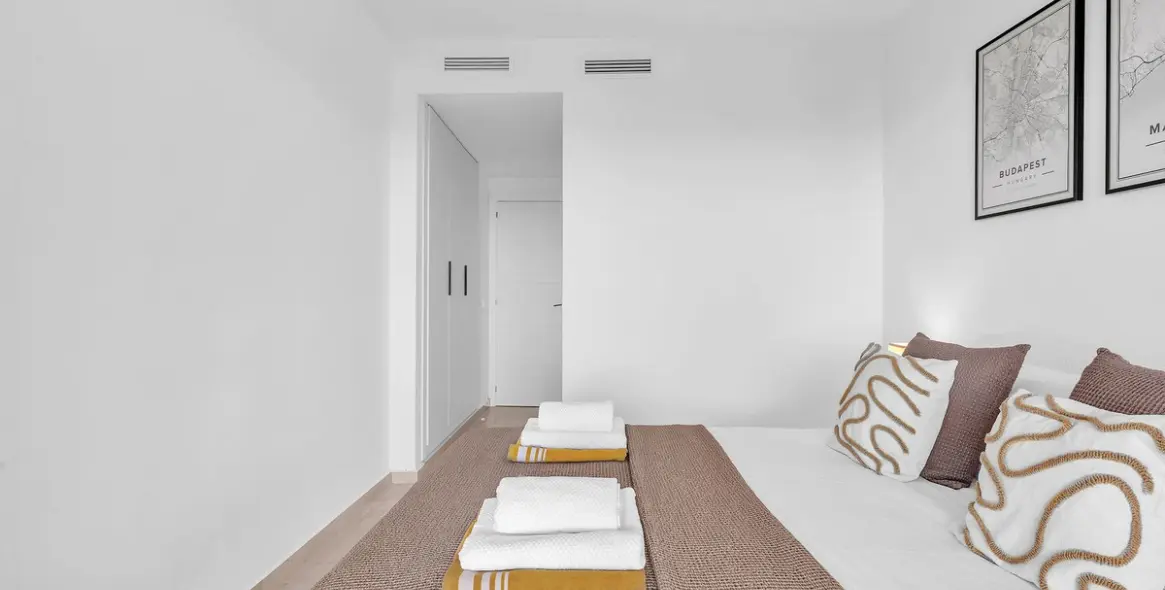 Краткосрочная аренда апартаментов на среднем этаже в Estepona 16