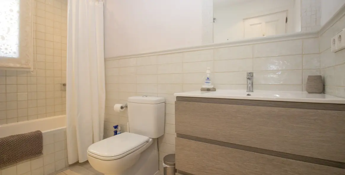 Краткосрочная аренда таунхауса в La Heredia 9