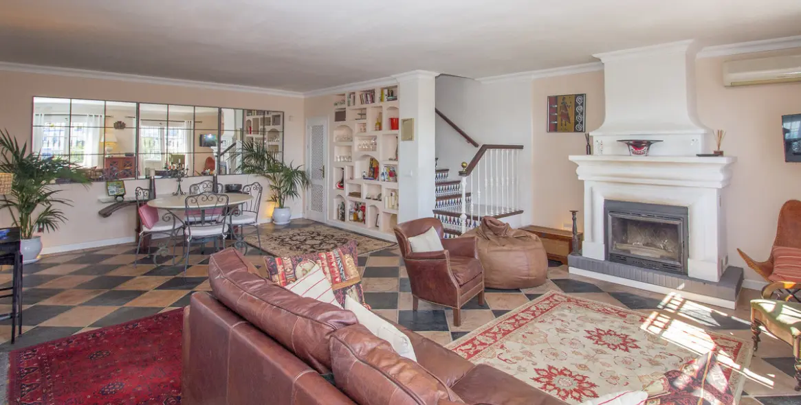 Краткосрочная аренда таунхауса в La Heredia 12